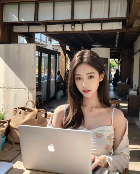 ，Masterpiece, Best quality，8K, 超高分辨率，Reallightandshadow，(Beautiful eyes looking into the camera:1.2)，Beautuful Women，Summer clothing，laptop