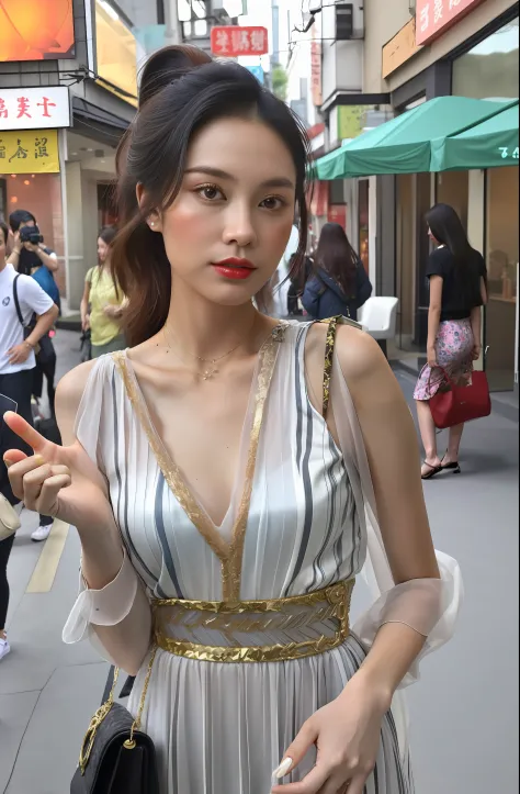 Beautiful Taiwanese mixed-race woman，28 year old，Fashionable to wear，Sexy body