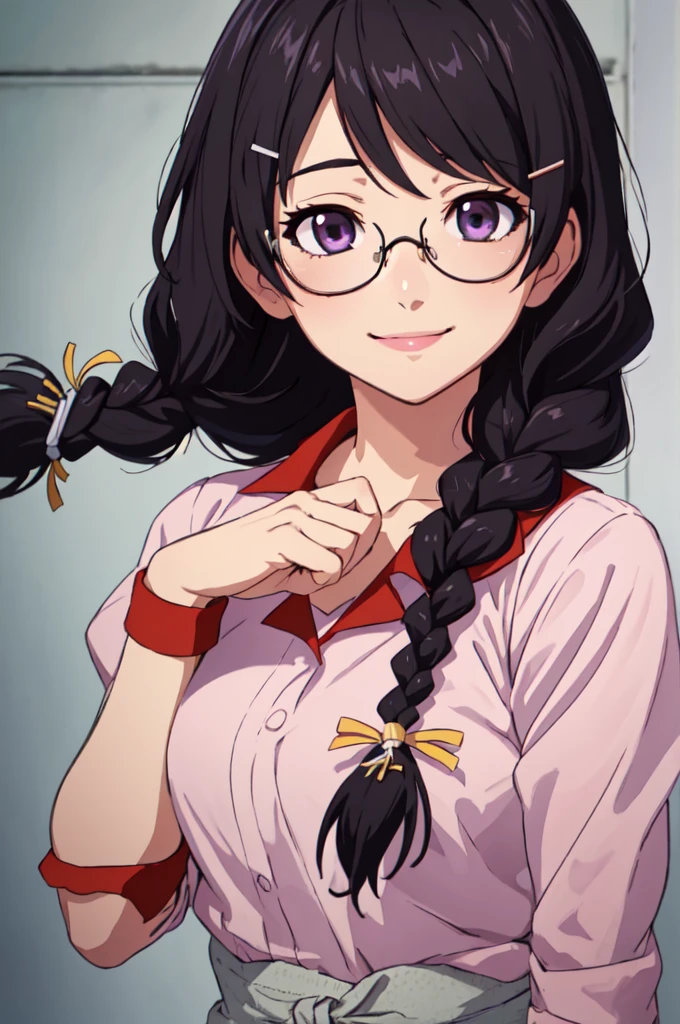 (Meilleure qualité, chef-d&#39;œuvre, photo brute,ultra-détaillé:1.2), 1fille,seulement,regarder le spectateur,sourire Hanekawa Tsubasa, cheveux longs, cheveux noirs, ornement de cheveux, (yeux violets:1.1), tresser, pince à cheveux, twin tressers, Lunettes,