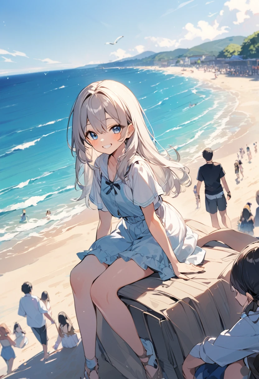 بنت,19 سنة, على الشاطئ في خلفية المحيط, كثير من الناس, المظهر المبتسم أثناء الجلوس على الرمال واللعب في الرمال