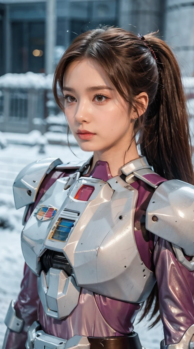 hermosa joven, pelo de cola de caballo, Pelo castaño, Ojos bonitos, Hermoso rostro, foto cruda, 8K, alto detallado, (GUNDAM), labios pálidos, piel blanca, piel texturizada, (hermosa mujer cyborg), (Niña bonita), modo de batalla mecha cyborg girl, Chica con cuerpo de mecha, she wears a futuristic GUNDAM mecha, tiro de cuerpo completo