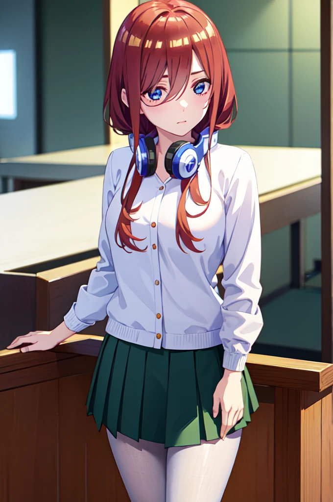 mikunakano, miku nakano, long hair, bangs, blue eyes, brown hair, shirt, hair between eyes, headphones, cardigan, headphones around neck, BREAK skirt, shirt, long sleeves, white shirt, pantyhose, pleated skirt, black pantyhose, green skirt, BREAK indoors, classroom,school, BREAK looking at viewer, BREAK (masterpiece:1.2), best quality, high resolution, unity 8k wallpaper, (illustration:0.8), (beautiful detailed eyes:1.6), extremely detailed face, perfect lighting, extremely detailed CG, (perfect hands, perfect anatomy),