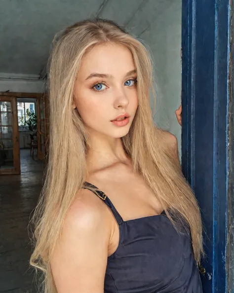 blonde woman with long hair leaning on a blue door, Portrait Sophie Mudd, Yelena Belova, 18 years, Dasha Taran, russian bride, b...