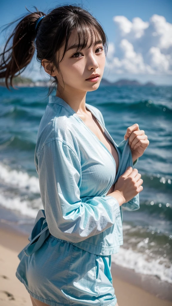 Japanese women、Clothes that do not expose skin、Close-up of face、Ocean