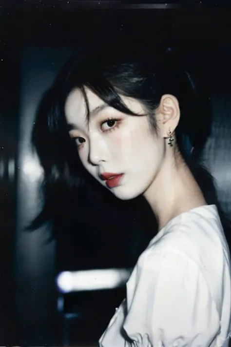 polaroid sx-70,blurry,a beautiful 18 year old korean idol,
pornpolaroidphoto style,blurred photo and bad photography and (bad ae...